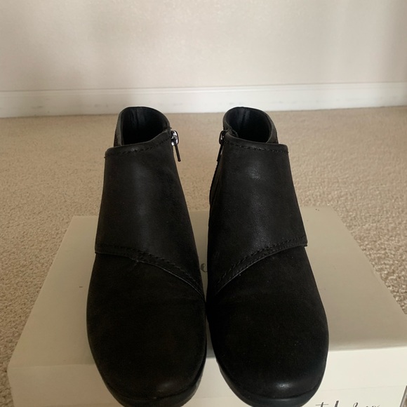 Style &Co Weasley Black Booties - S 6.5 - Picture 3 of 4